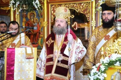 Sărbătoare la Parohia bucureşteană Sf. Ştefan - "Cuibul cu barză"