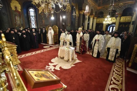 Sfânta Liturghie şi Te Deum înaintea şedinţei de lucru a Sfântului Sinod