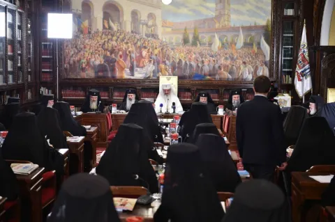 Sfântul Sinod întrunit în şedinţă la Patriarhie
