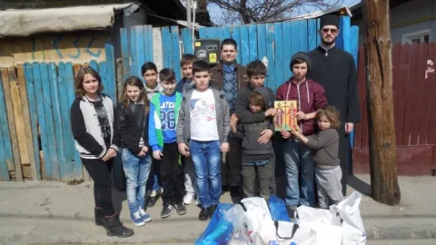 Acţiunea „Dăruim de Mărţişor!” la Parohia Tudor Vladimirescu I din Capitală