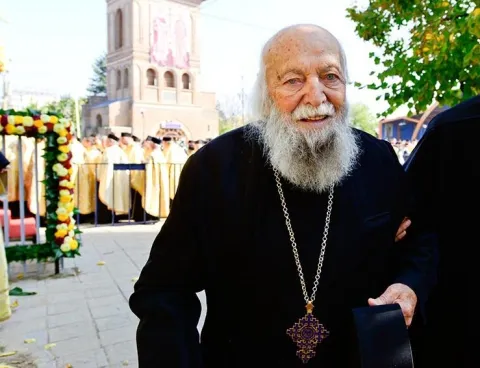 PĂRINTELE NICOLAE MARINESCU. UN VEAC DE TRĂIRE ORTODOXĂ