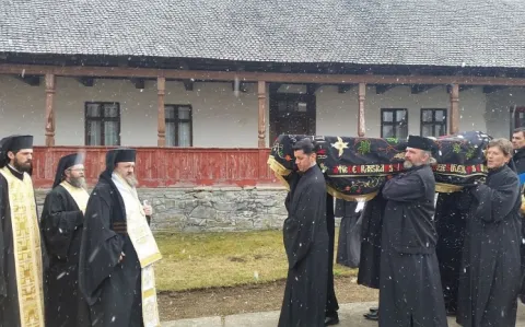 Arhid. Sebastian Barbu Bucur a fost înmormântat la Mănăstirea Cheia