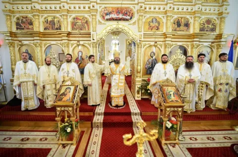 Hramul Paraclisul Catedralei Mântuirii Neamului