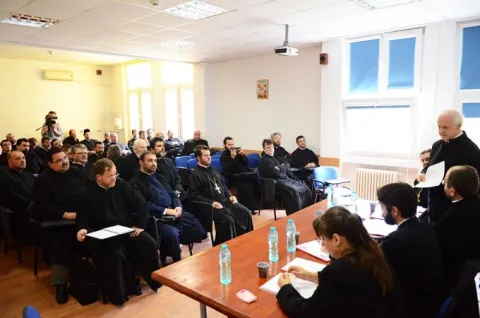 Conferinţă despre pastoraţia vârstnicilor