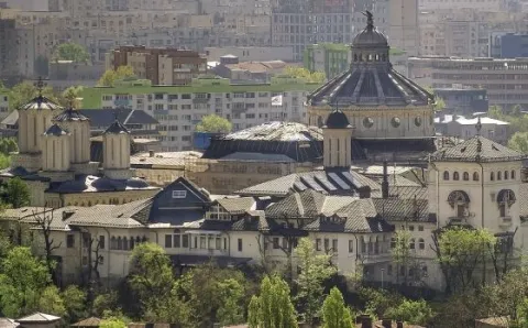Cultele religioase sunt comunităţi parohiale sau monahale, nu societăţi comerciale
