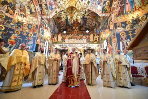 Patriarhul României a sfințit Biserica „Sfânta Fecioară Maria”