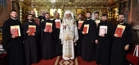 Hirotesii întru duhovnic la Paraclisul istoric al Reşedinţei Patriarhale
