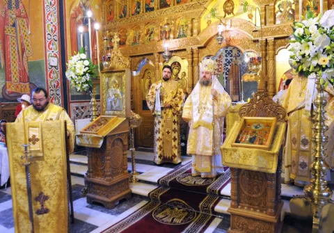 Hramul mănăstirii „Duminica Sfinţilor Români“ din Bucureşti