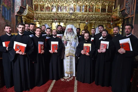 Hirotesii întru duhovnic la Paraclisul istoric al Reşedinţei Patriarhale