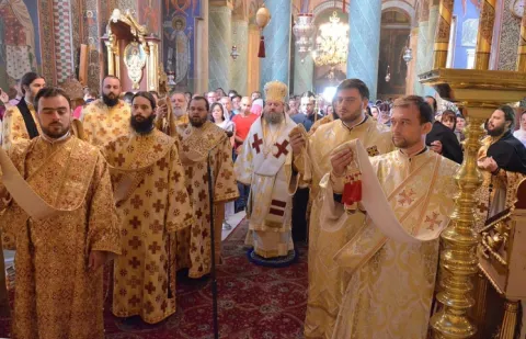 Liturghie arhierească la Mănăstirea Radu Vodă