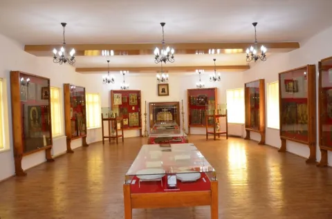 Obiecte de tezaur din Muzeul Mănăstirii Pasărea