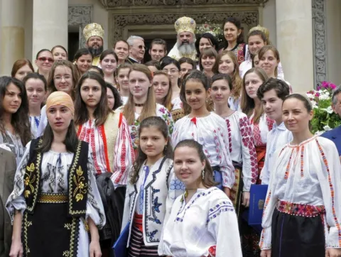 Cooperarea dintre Familie, Școală și Biserică în educație