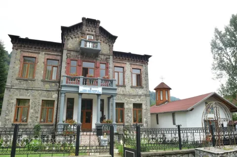 Oaza de rugăciune din centrul orașului Bușteni