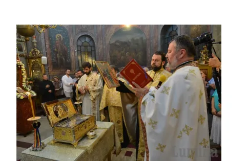 Moaștele a trei sfinți în Biserica Izvorul Nou