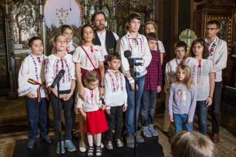 Spectacolul „Stihuri și cântări” la Valea Screzii