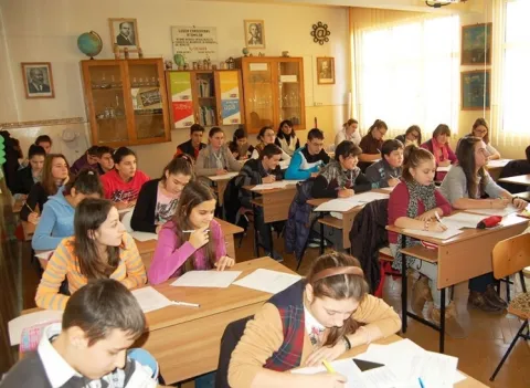 Cotidianul Adevărul continuă campania împotriva orei de Religie bazată pe ficțiune şi dezinformare