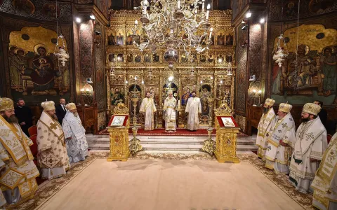 Liturghie arhierească la aniversarea a 8 ani de patriarhat ai Preafericitului Părinte Daniel