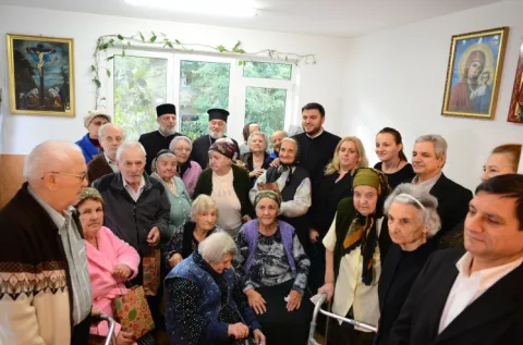 Daruri pentru vârstnicii din cadrul aşezământului Parohiei Precupeţii Vechi