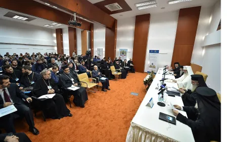 Congresul Internaţional de Teologie „Relația dintre parohie și școală în viața și misiunea Bisericii din contextul actual”