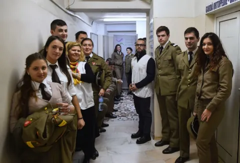 Campanie de donare de sânge pentru persoanele afectate de incendiul din clubul Colectiv