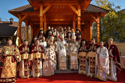 Patriarhul României la hramul Paraclisului Catedralei Mântuirii Neamului