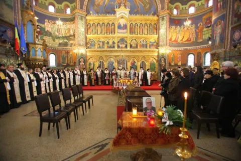 Un prieten al Sfinților Părinți și al oamenilor - Părintele Arhid. Prof. Constantin Voicu (1929-2015)