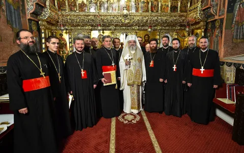 Distincții pentru 22 de preoți din Arhiepiscopia Bucureștilor