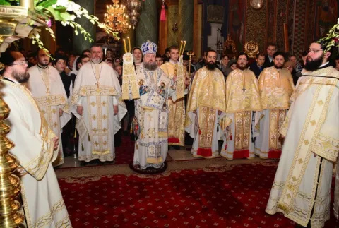 Liturghie arhierească la Mănăstirea Radu Vodă