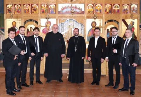 Concert de colinde şi daruri pentru cei privaţi de libertate