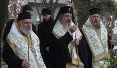 Rugăciune la mormântul Arhiepiscopului Partenie Clinceni