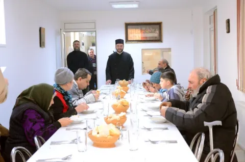 Bucurie la vremuri grele sub ocrotirea Cuvioasei Parascheva