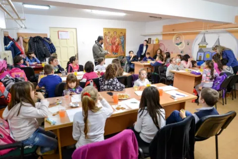 Generaţii diferite pentru o viaţă mai bună