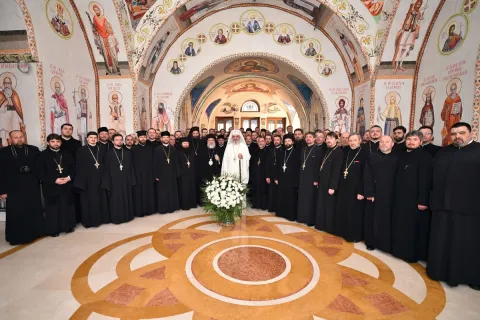 Patriarhul României a primit pelerini din Arhiepiscopia Romanului şi Bacăului