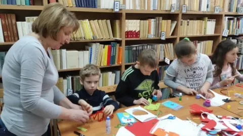 Parohia "Sfântul Ștefan - Cuibul cu Barză" alături de copiii defavorizaţi