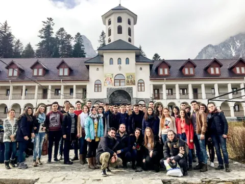 Proiect pentru dezvoltarea activităţilor studenţilor teologi bucureşteni
