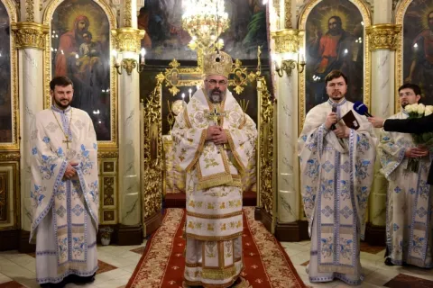 Liturghie arhierească la Catedrala „Sfântul Spiridon” - Nou din București