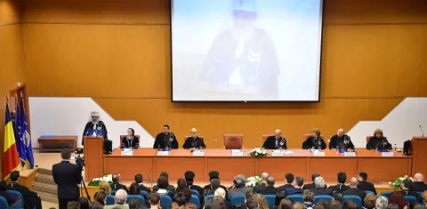 Patriarhul României – Doctor Honoris Causa al Universităţii Creştine Dimitrie Cantemir