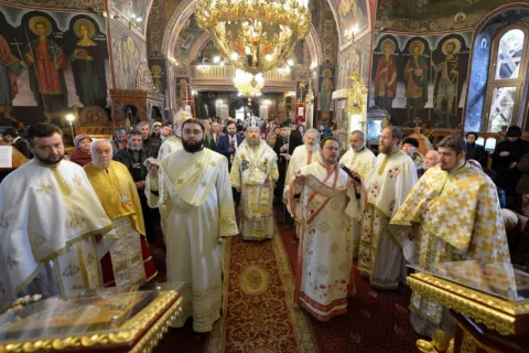 Liturghie arhierească în Biserica “Maica Precista” din Ploiești