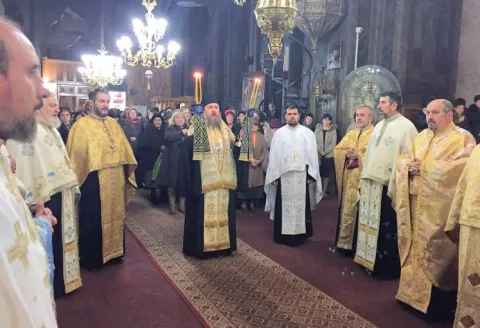 Prezenţă arhierească la Parohia „Sfânta Vineri”, Ploieşti