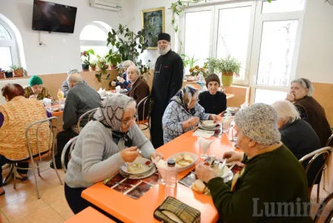 Ctitori de bătrâneți fericite