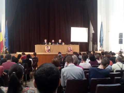 Conferinţa „CRUCEA – de la răstignire la Înviere”, la Facultatea de Drept