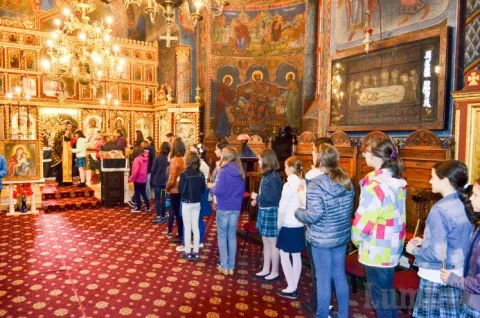 „Şcoala, familia şi Biserica sunt una”