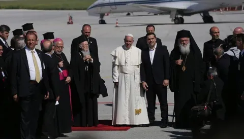 Patriarhul Ecumenic, Arhiepiscopul Atenei şi papa Francisc s-au întâlnit în insula Lesvos