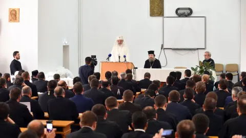 Patriarhul României: „Tinerii sunt prezentul activ și creativ al Bisericii”