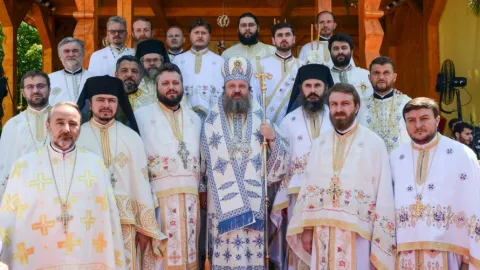 Paraclisul Catedralei Mântuirii Neamului şi-a serbat hramul