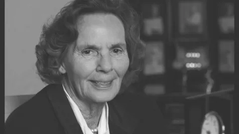 Participarea Bisericii Ortodoxe Române la funeraliile regale ale Reginei Ana a României
