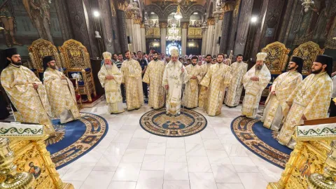 Sărbătoarea Schimbării la Faţă a Domnului la Patriarhie. Patriarhul Daniel: Sărbătoarea această ne arată că omul nu este făcut pentru mormânt, ci pentru viaţă veşnică
