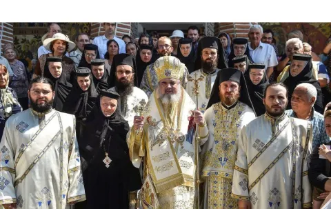 Patriarhul României la Mănăstirea Samurcăşeşti: „Maica Domnului este icoana vie a Bisericii”