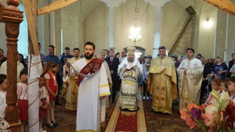 PS Timotei Prahoveanul: „Domnul Iisus Hristos întinde mâna tuturor celor care privesc spre El”