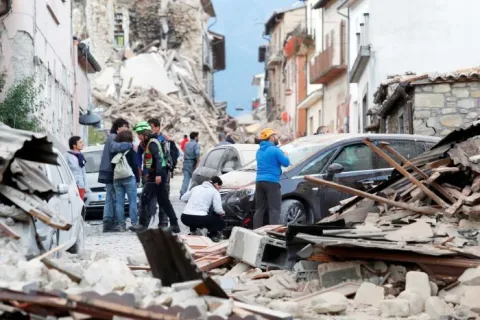 Patriarhia Română solidară cu poporul italian afectat de cutremurul din dimineaţa zilei de 24 august 2016